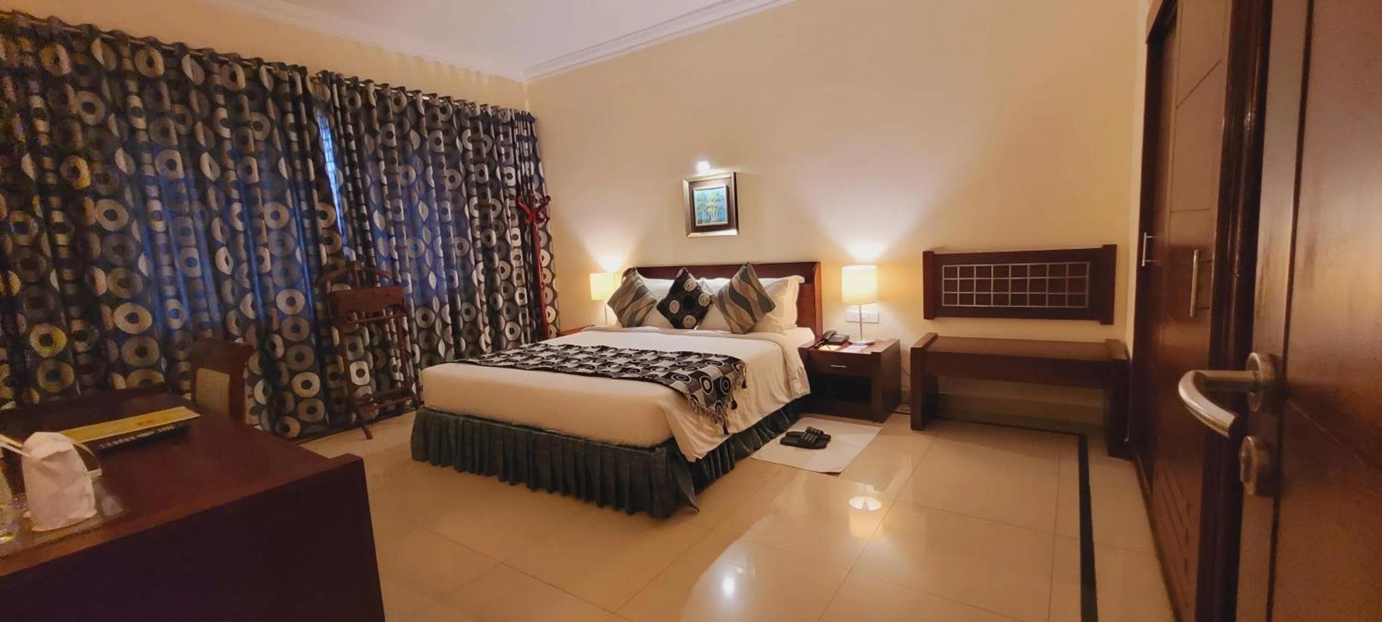 Ashoka Inn Thrissur Exterior photo